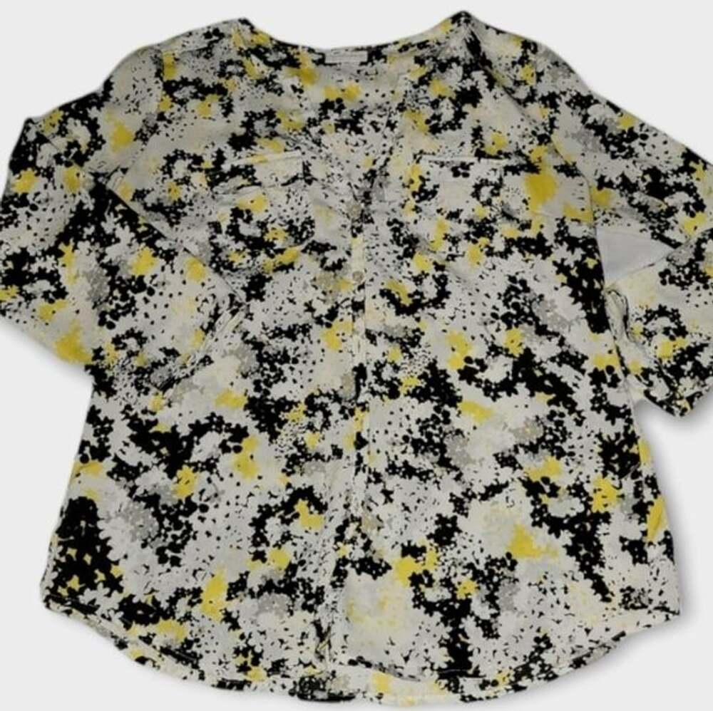 New York and Company Yellow, Black, and White Button Down Blouse